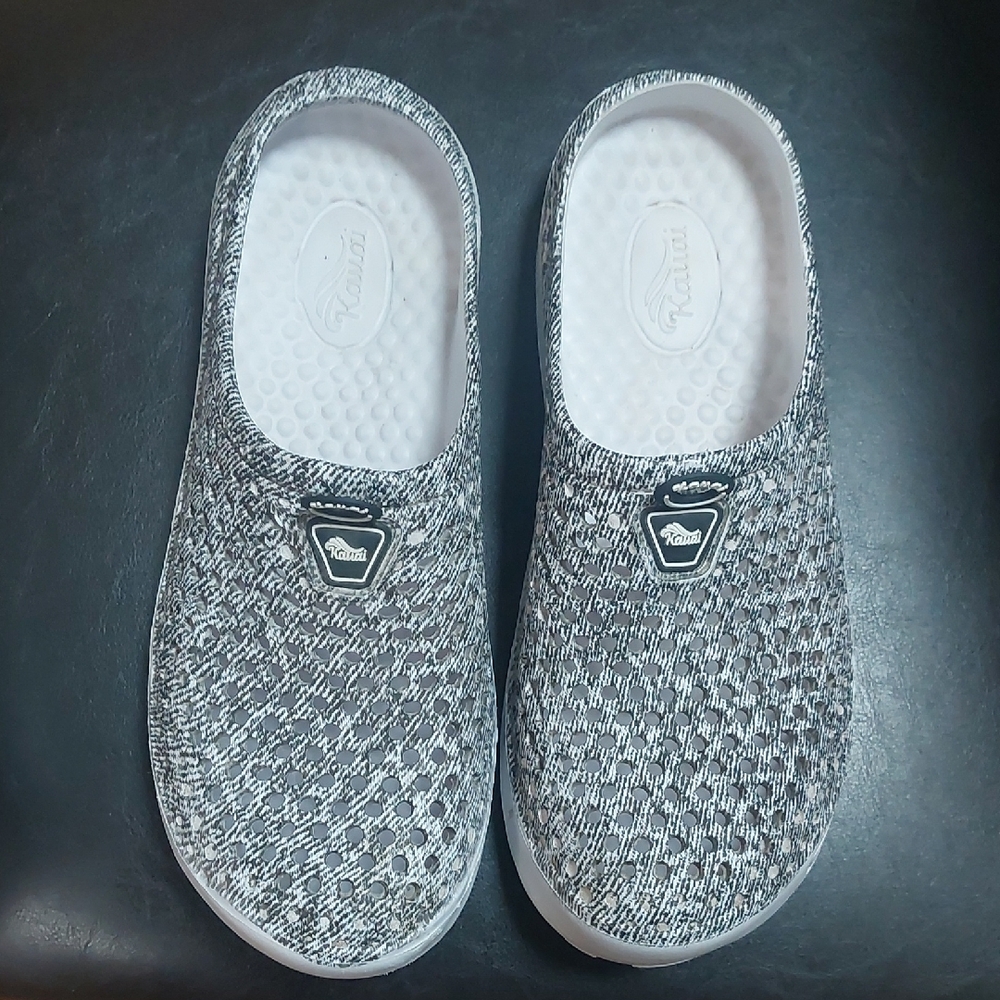 Stylish Women's Mules in Black and White